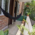 Habitacion Privada En El Poblado. Lo Mejor De Medellin Muy Cerca